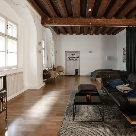 12 Apartment *